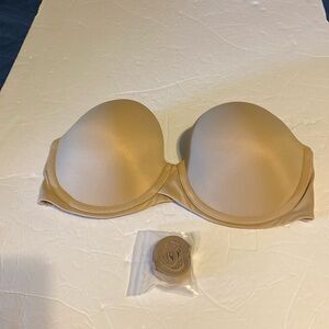 Maidenform Tan Strapless Bra Smooth Seamless Design